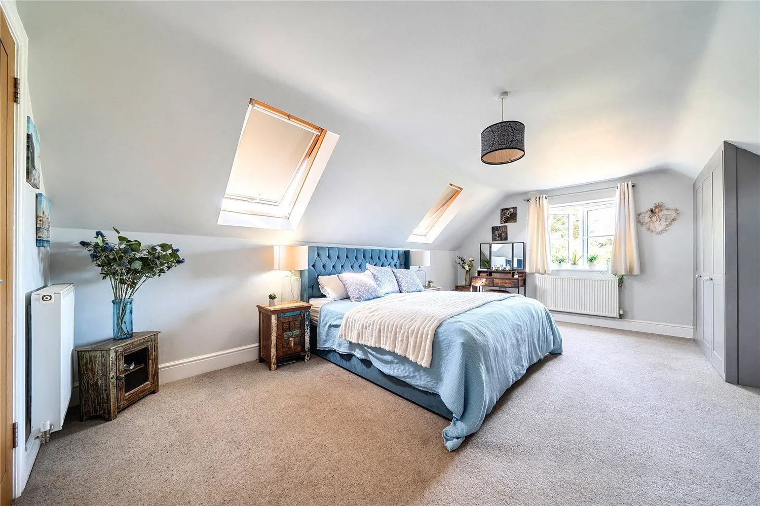 Thurloxton, Taunton, TA2 photo 5