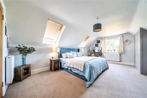Thurloxton, Taunton, TA2 photo 5