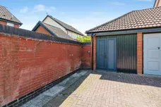 Sandown Drive, Chippenham