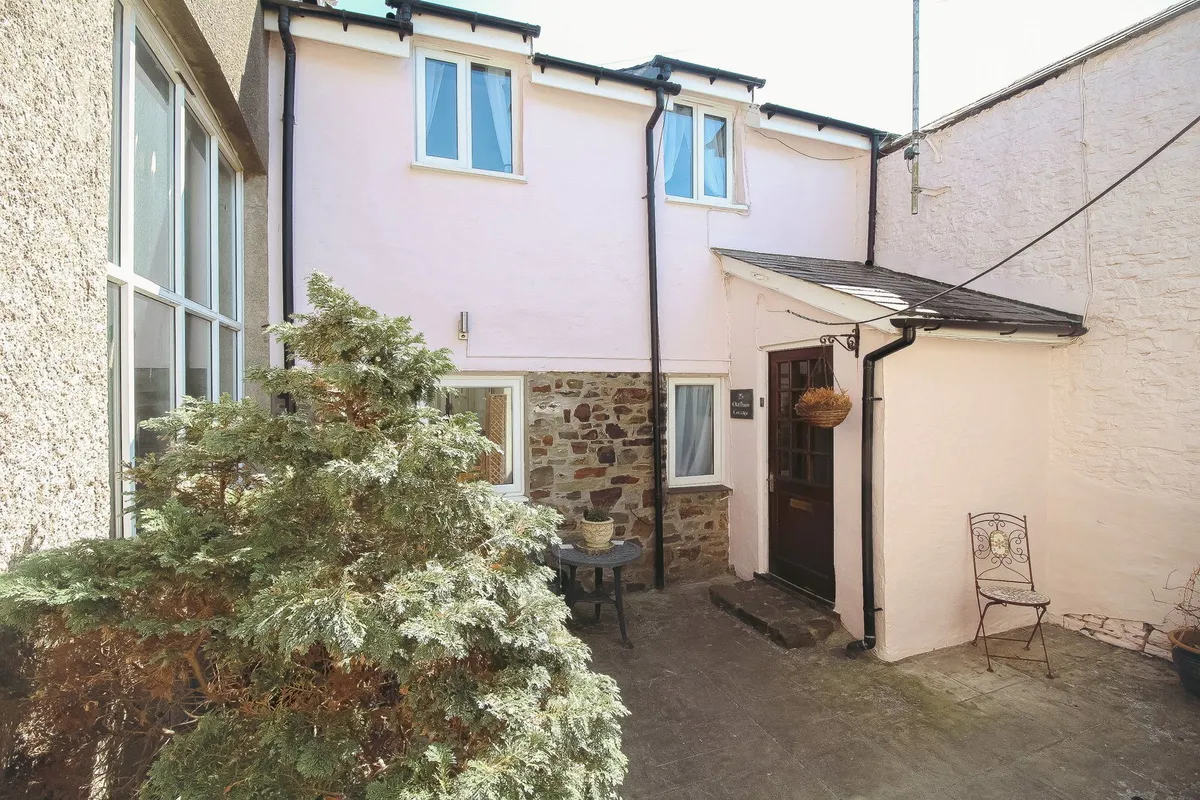 Cross Street, Northam, Bideford, Devon, EX39 1BS