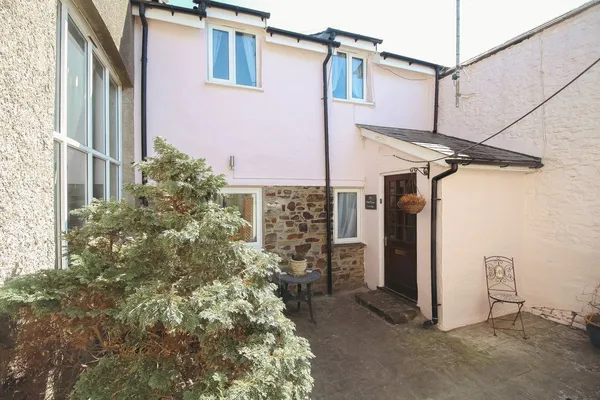 Cross Street, Northam, Bideford, Devon, EX39 1BS