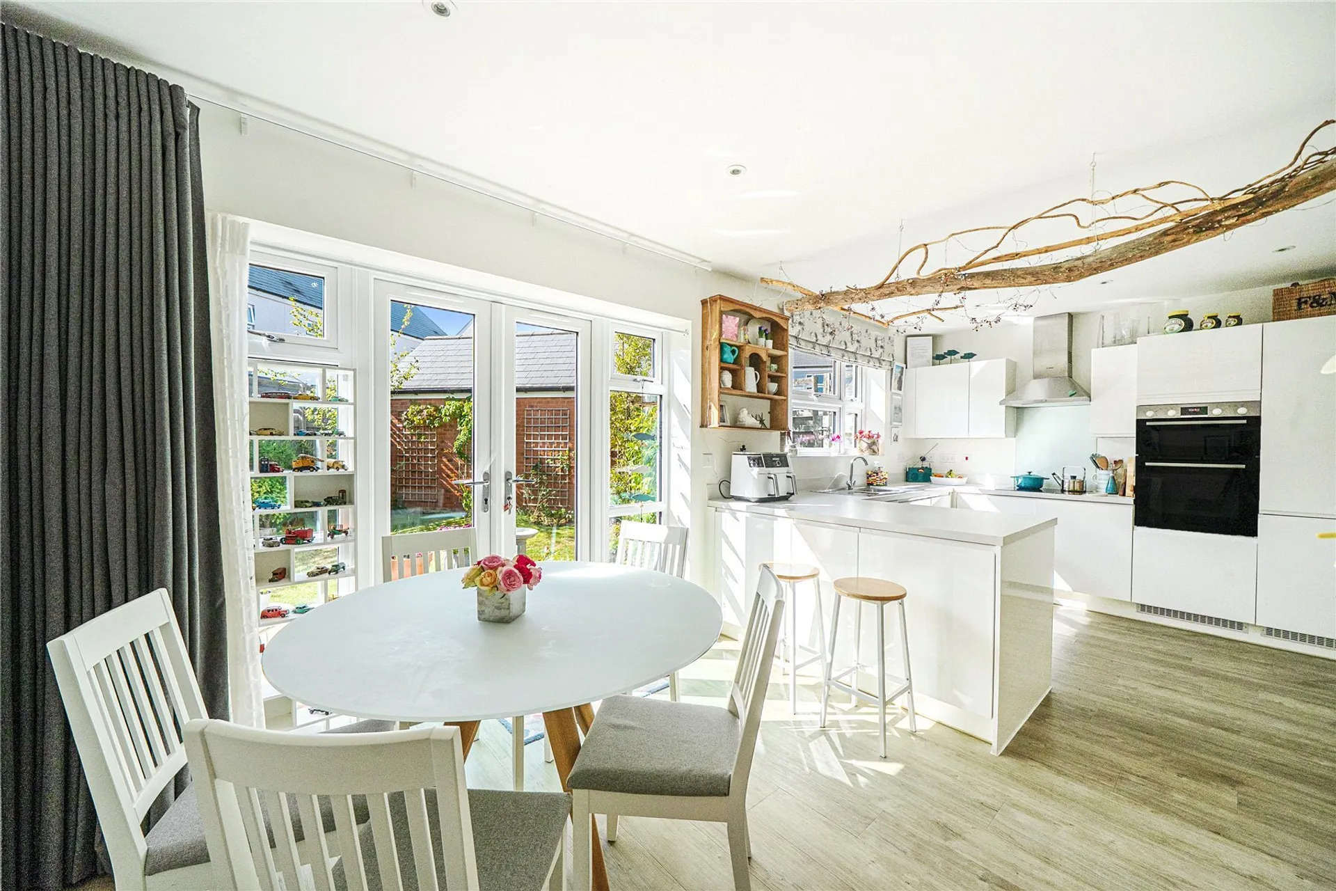 Property photo top 1
