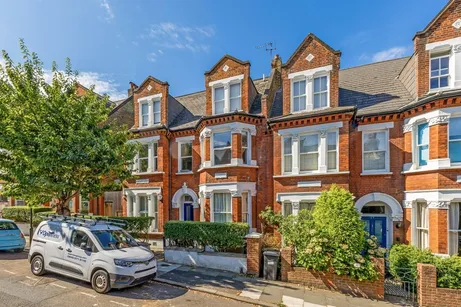 Gubyon Avenue London SE24