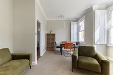 Gubyon Avenue London SE24 photo 5