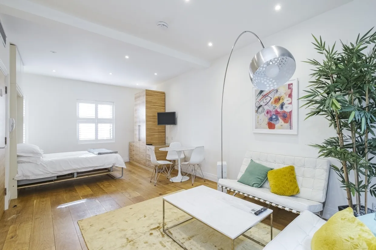 37 Eagle Street London WC1R photo 3