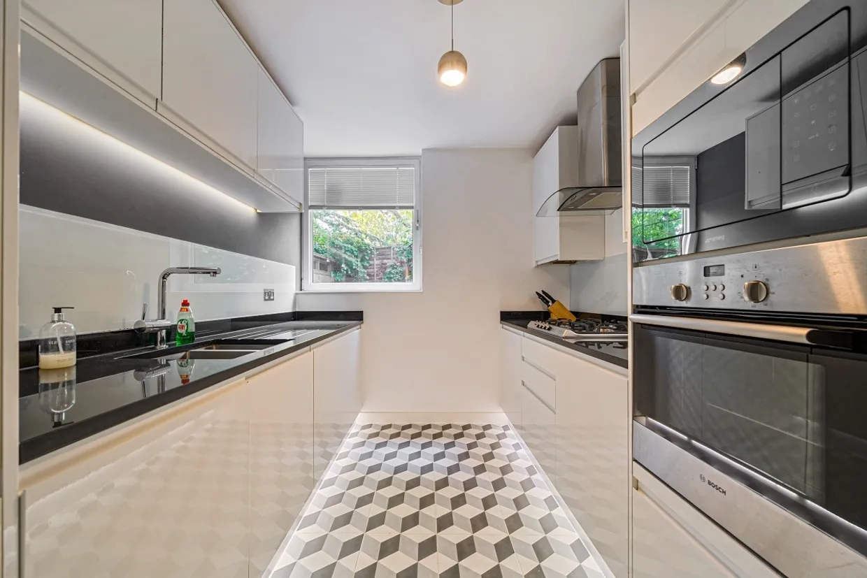 Bridgeport Place, Wapping, E1W photo 4