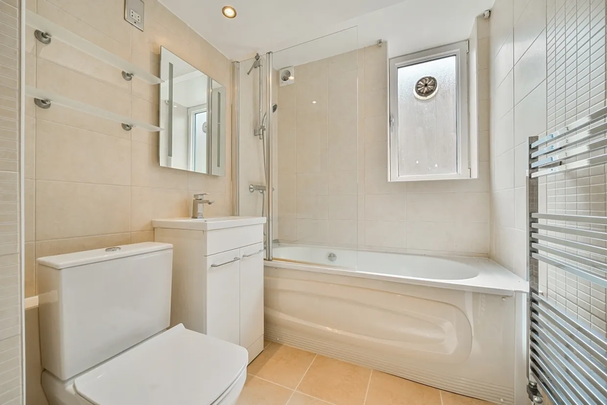 Bridgeport Place, Wapping, E1W photo 11
