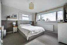 Mill Close Horsham RH13 photo 6