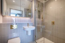 11 Selborne Road London E17 photo 9