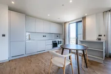 11 Selborne Road London E17 photo 3