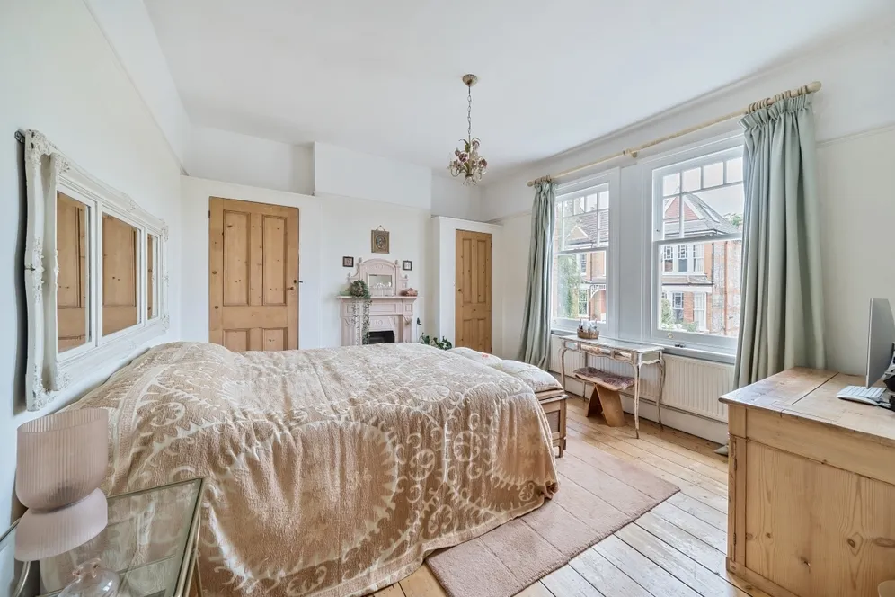 Gladwell Road London N8 photo 10