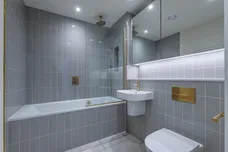 11 Selborne Road London E17 photo 5
