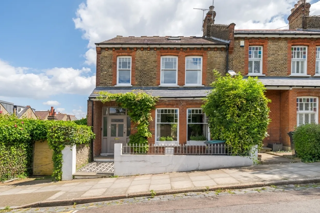 Gladwell Road London N8 photo 15