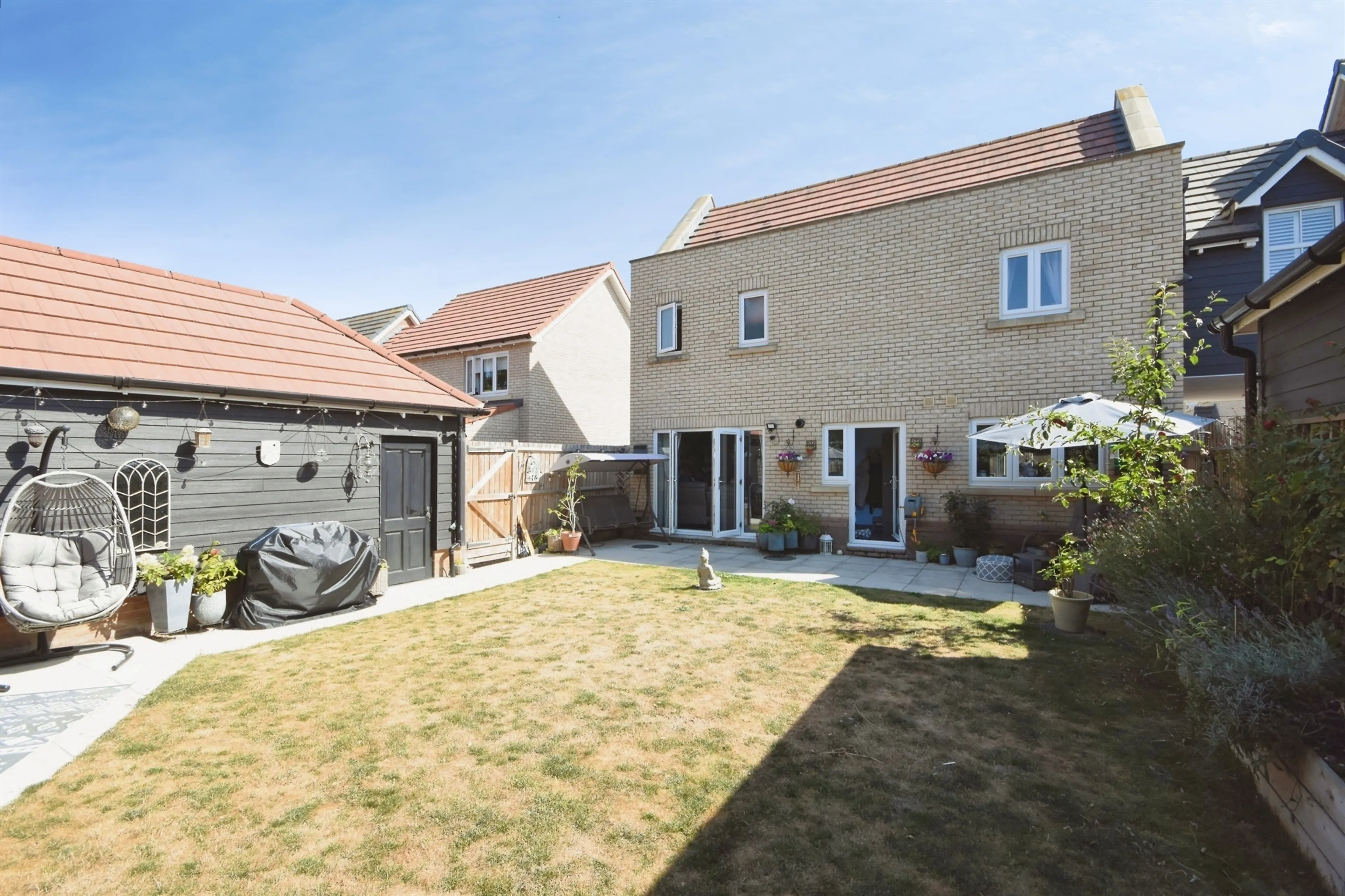 Property at Mansion Garden Close, Braintree