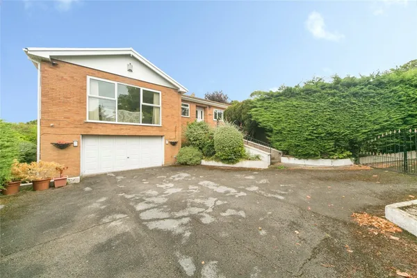 Cambria Road, Old Colwyn, Conwy, LL29