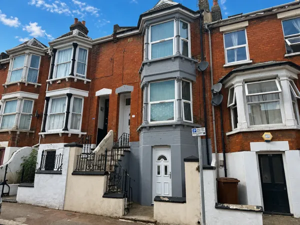 Rochester Street, Chatham. ME4
