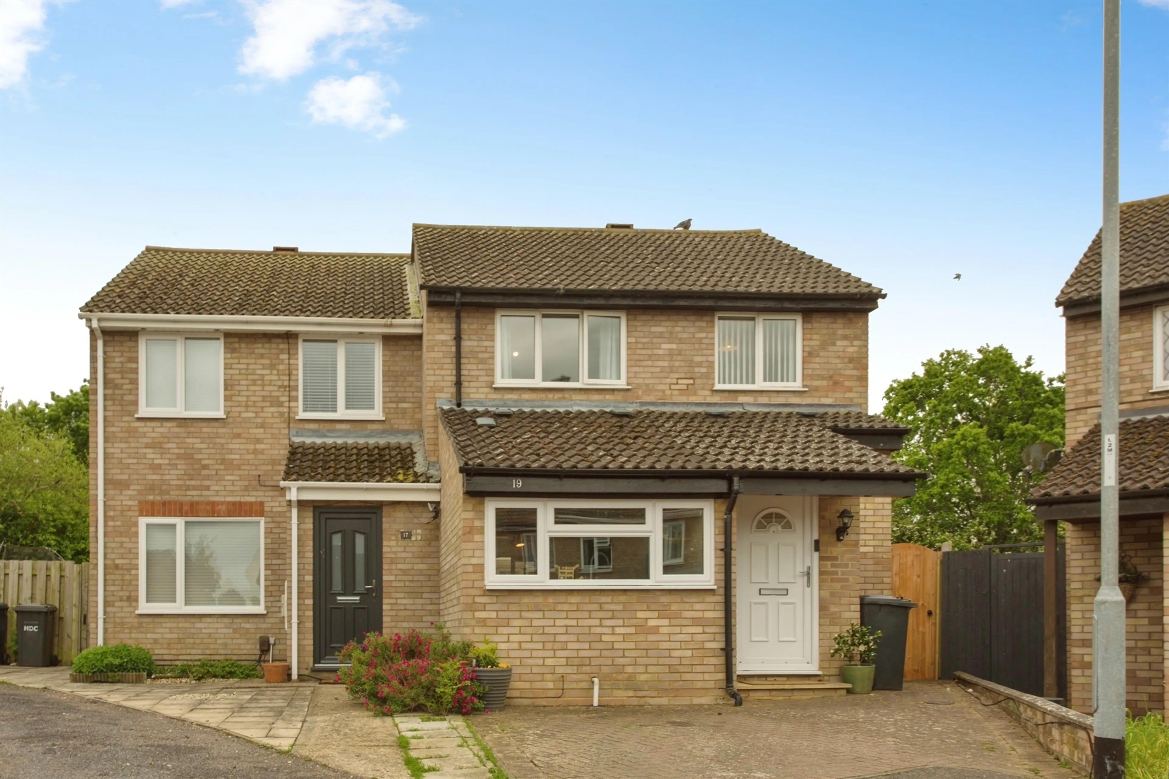 Property photo 0