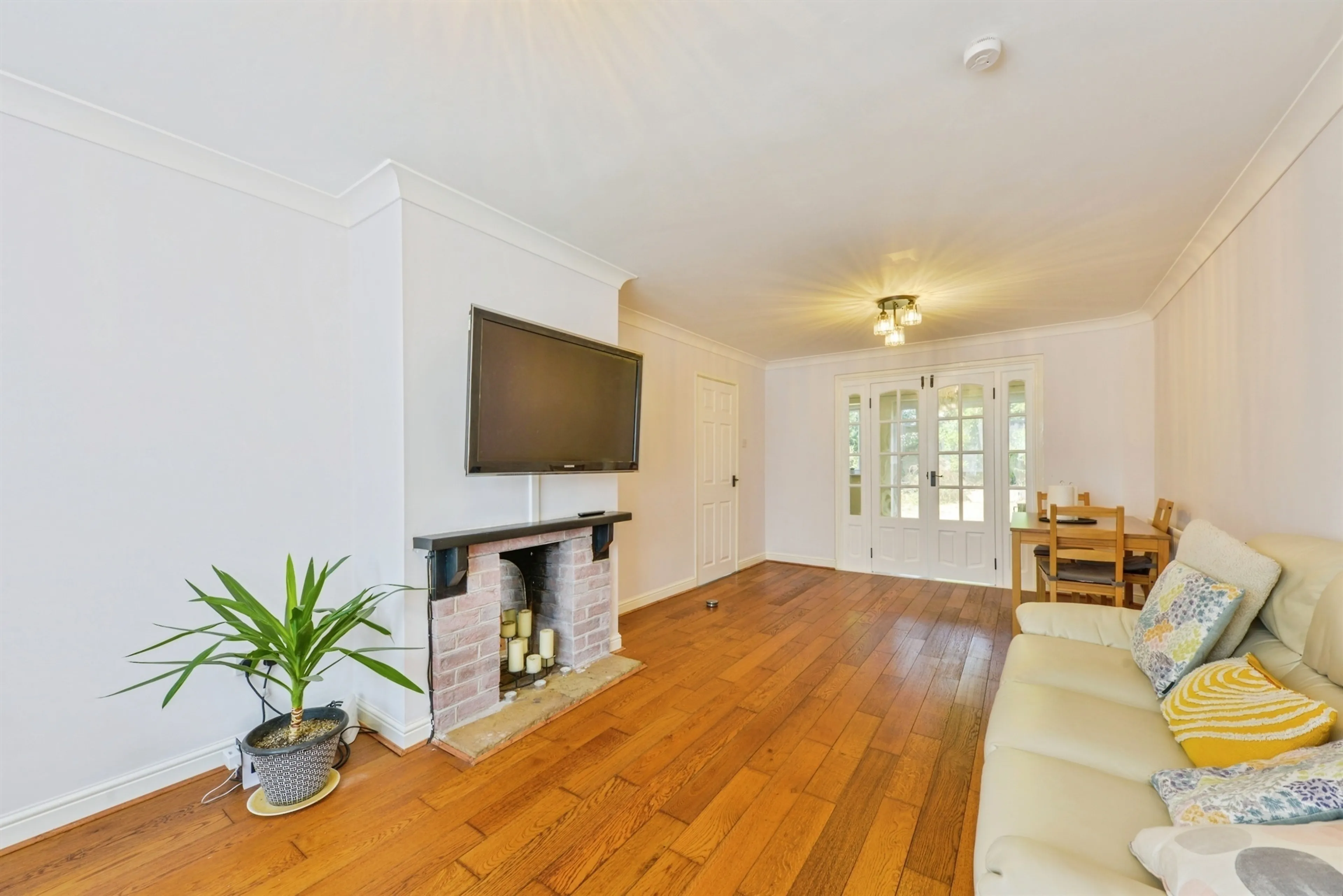 Property at Raymonds Plain, Welwyn Garden City