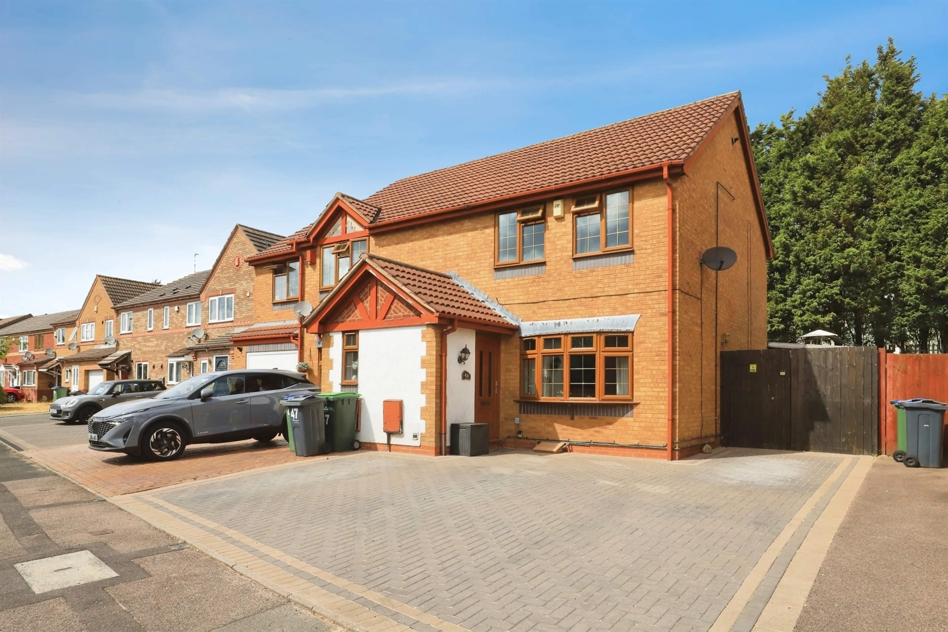 Property photo 0