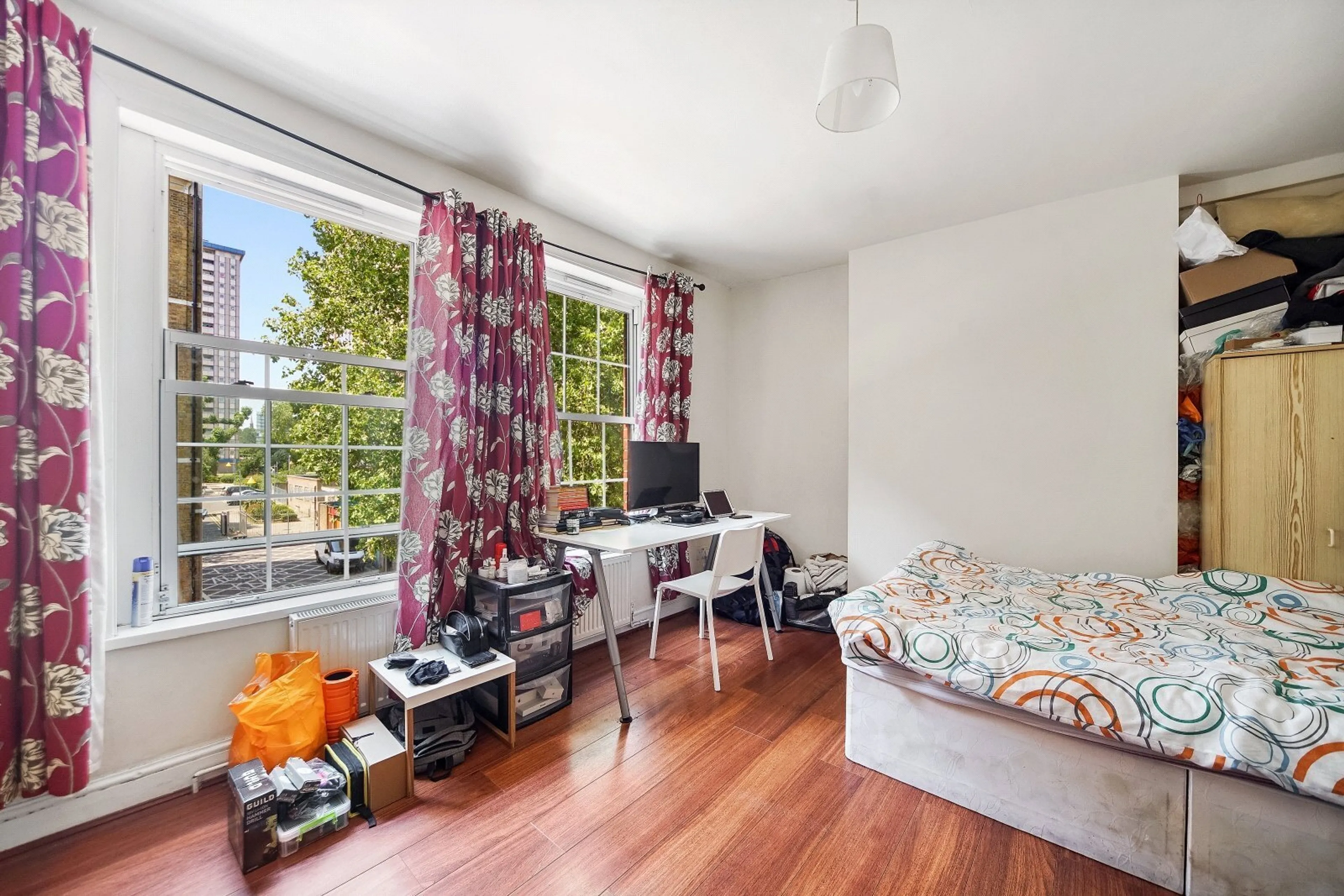 Photo 0