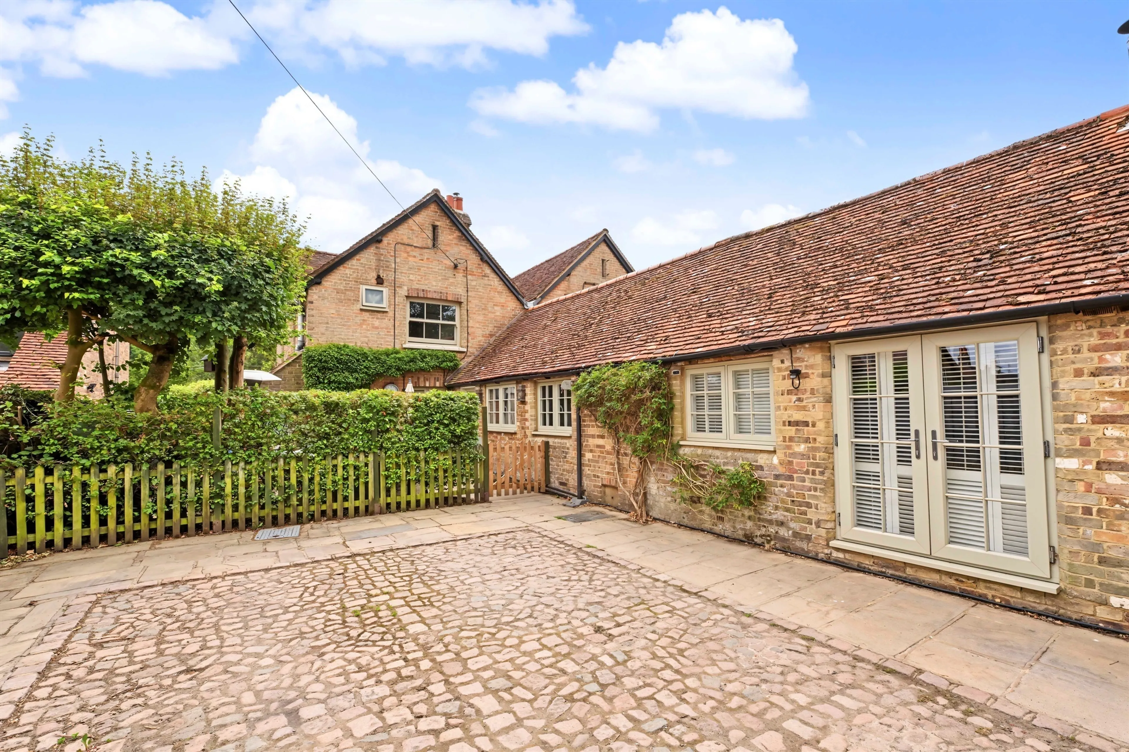 Property at Ringshall, BERKHAMSTED