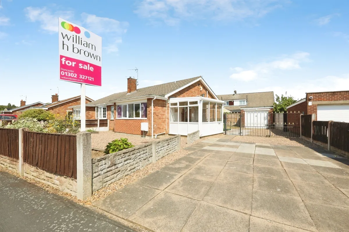 Elmwood Crescent, Armthorpe, Doncaster
