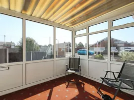 Elmwood Crescent, Armthorpe, Doncaster thumb 2