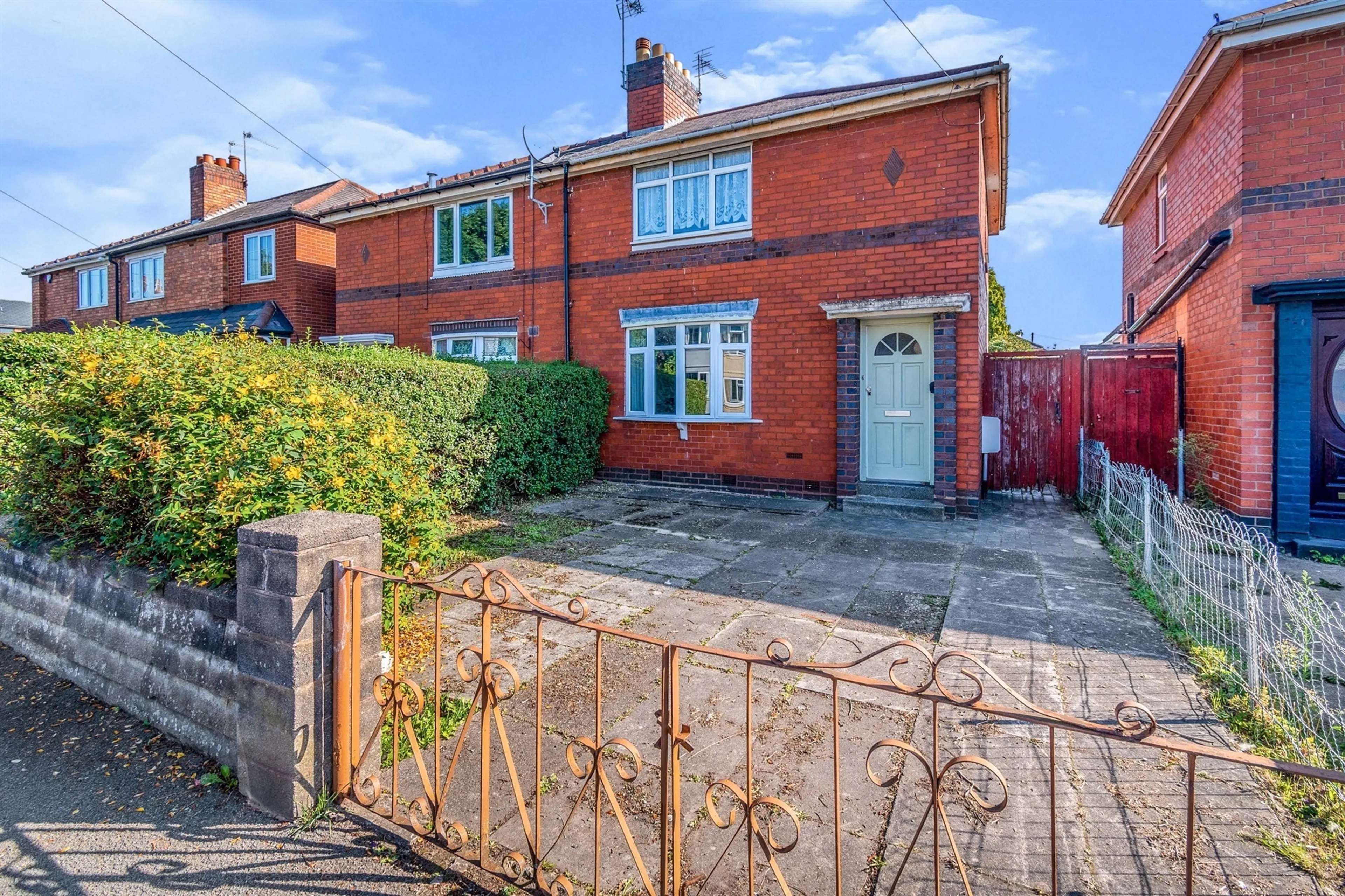 Property photo 0