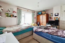 Laburnum Way, Penarth