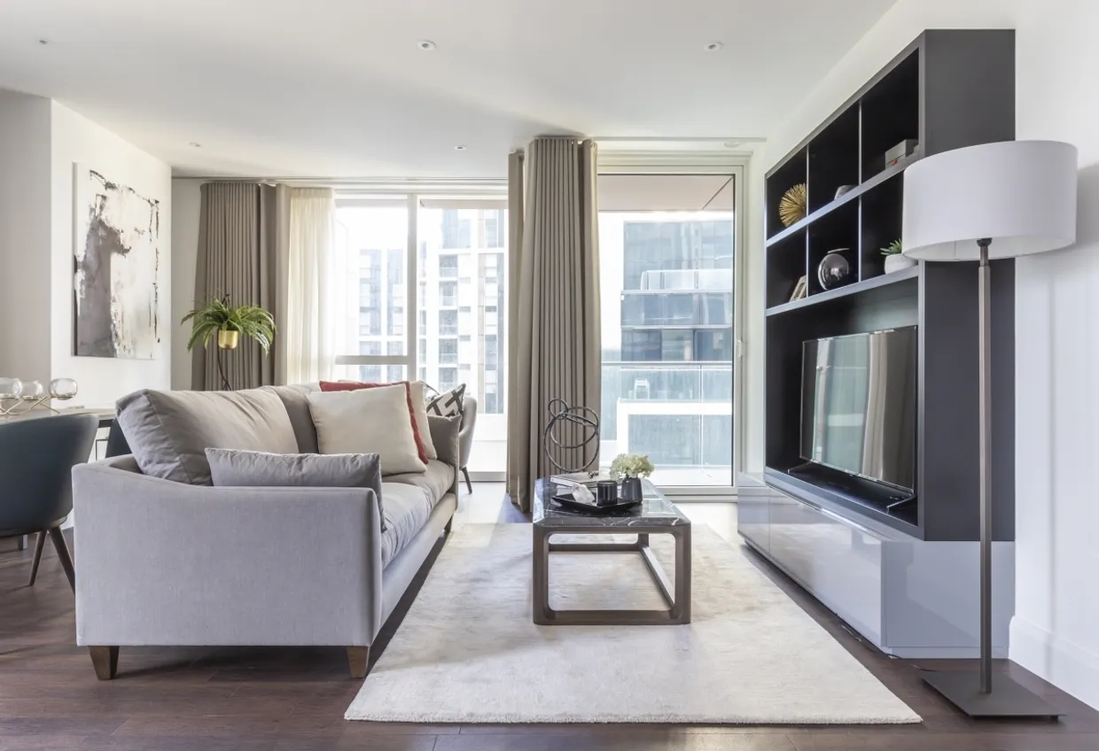 32 Harbour Way Canary Wharf E14 photo 1