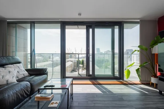 8 Blackwall Way E14