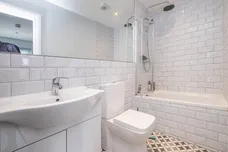 Kneller Road, Whitton,  TW2 photo 6