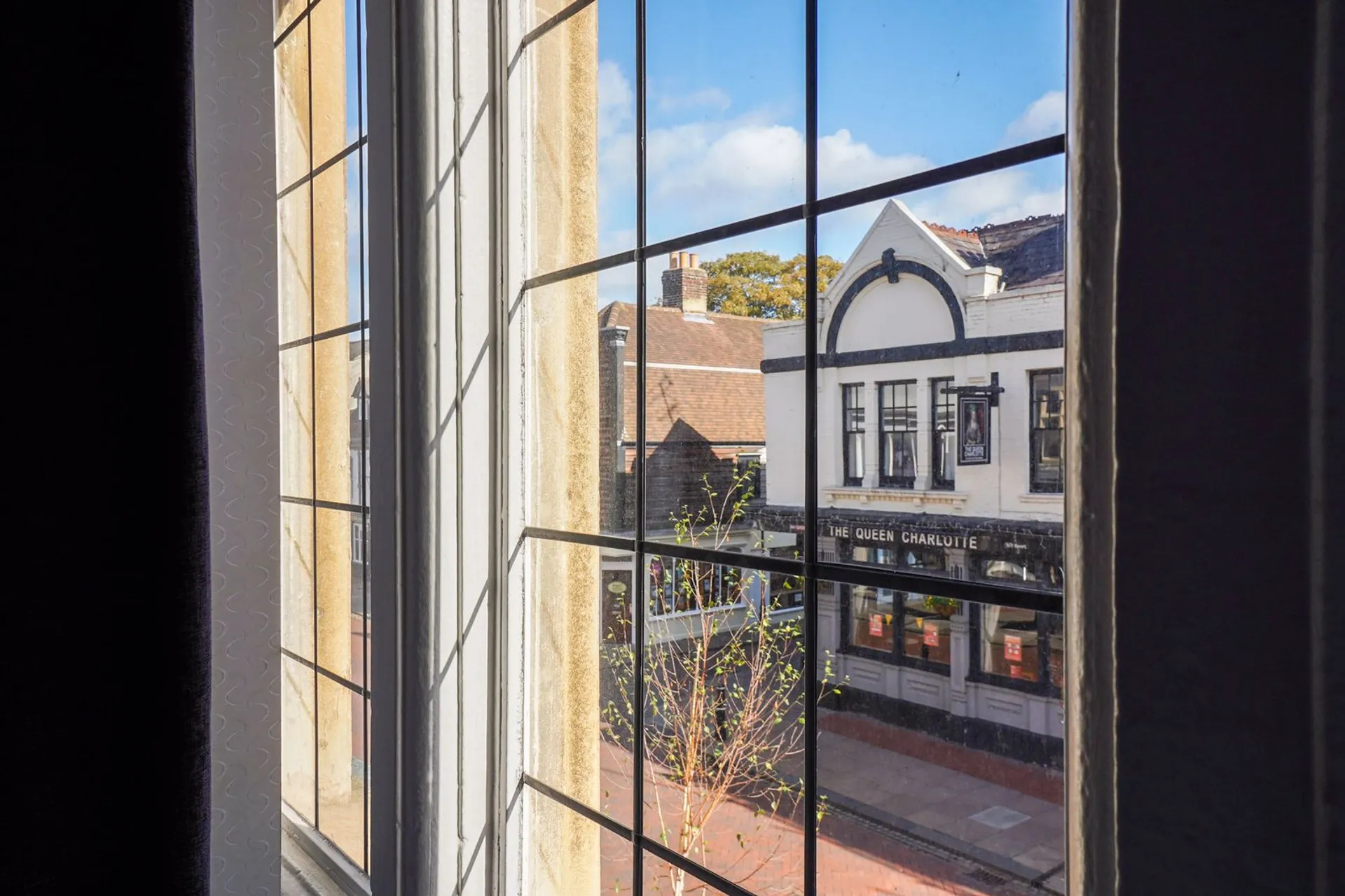 Property photo top 0