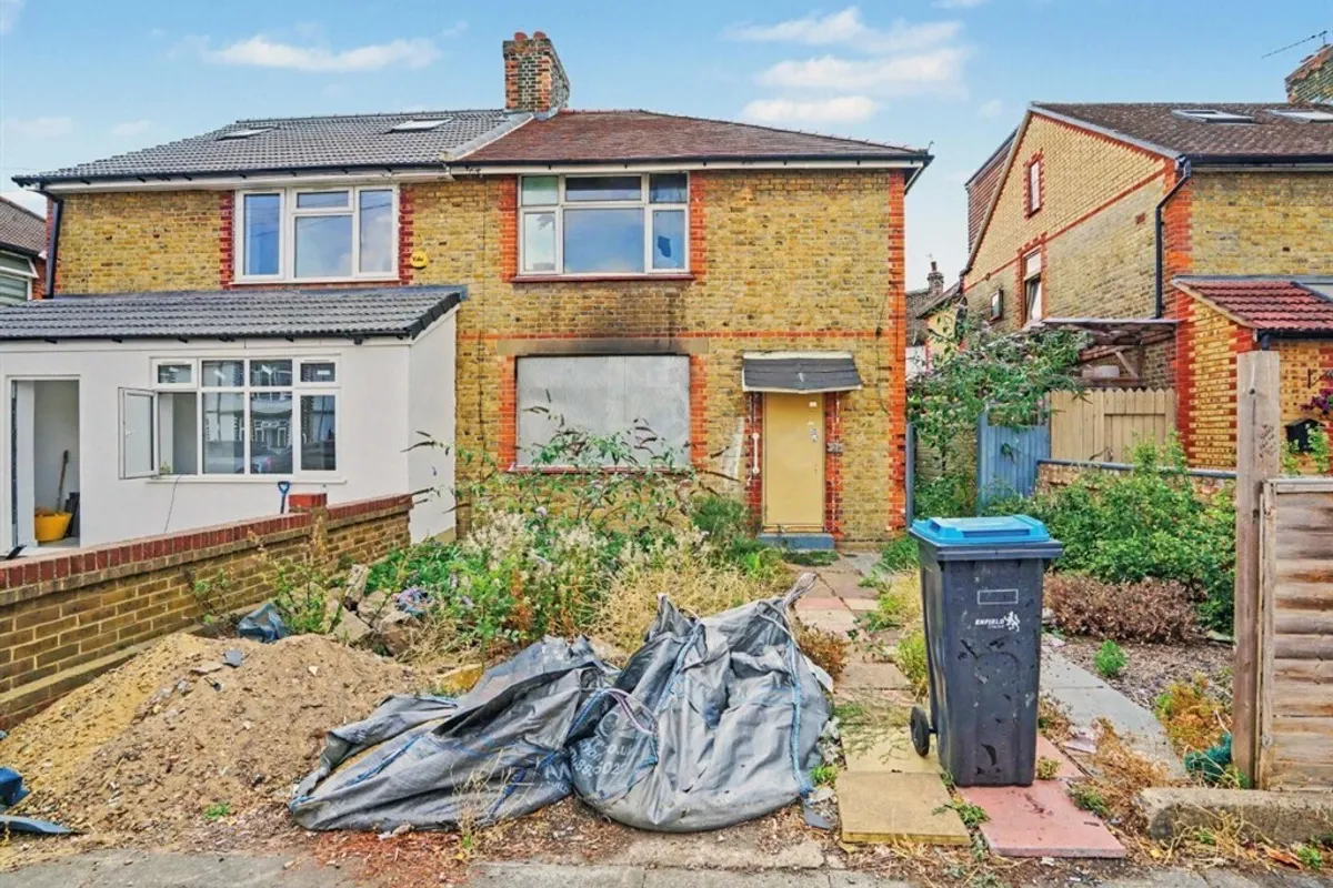 Brookfield Road, London