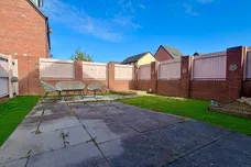 Haven Walk, Barry