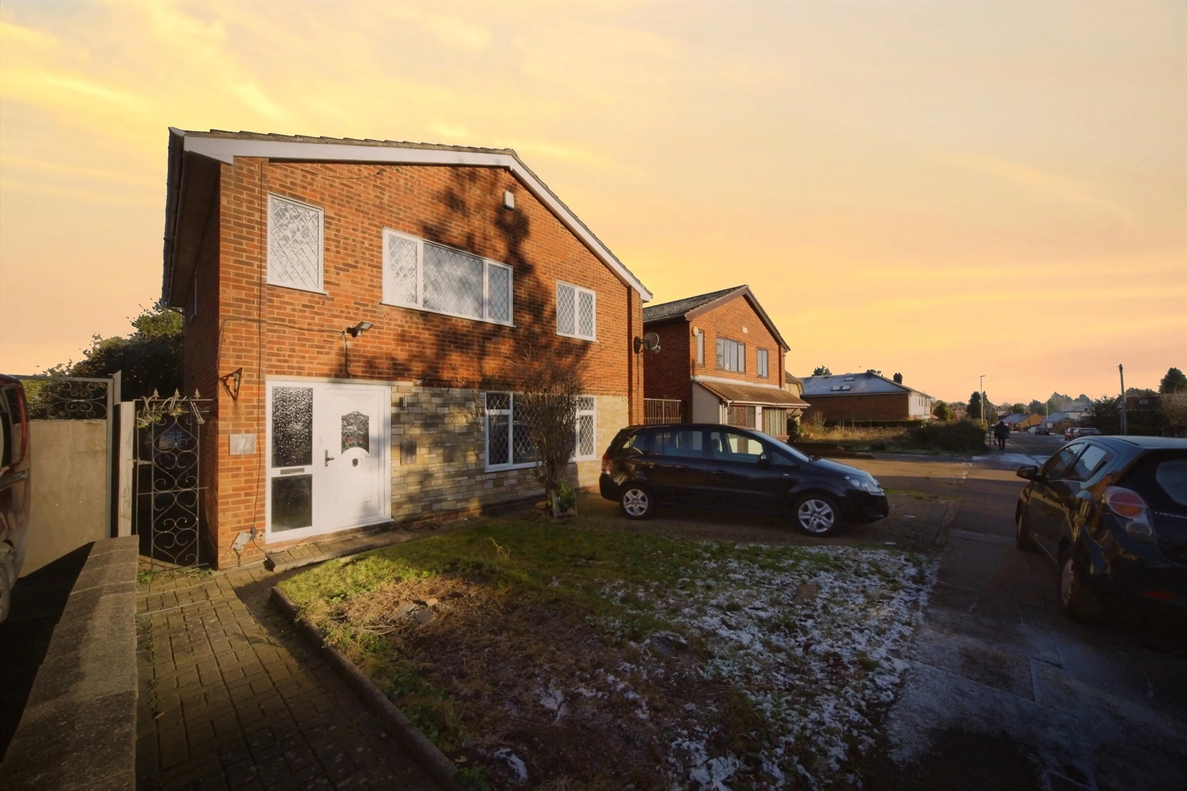 Property at Capron Road, Luton