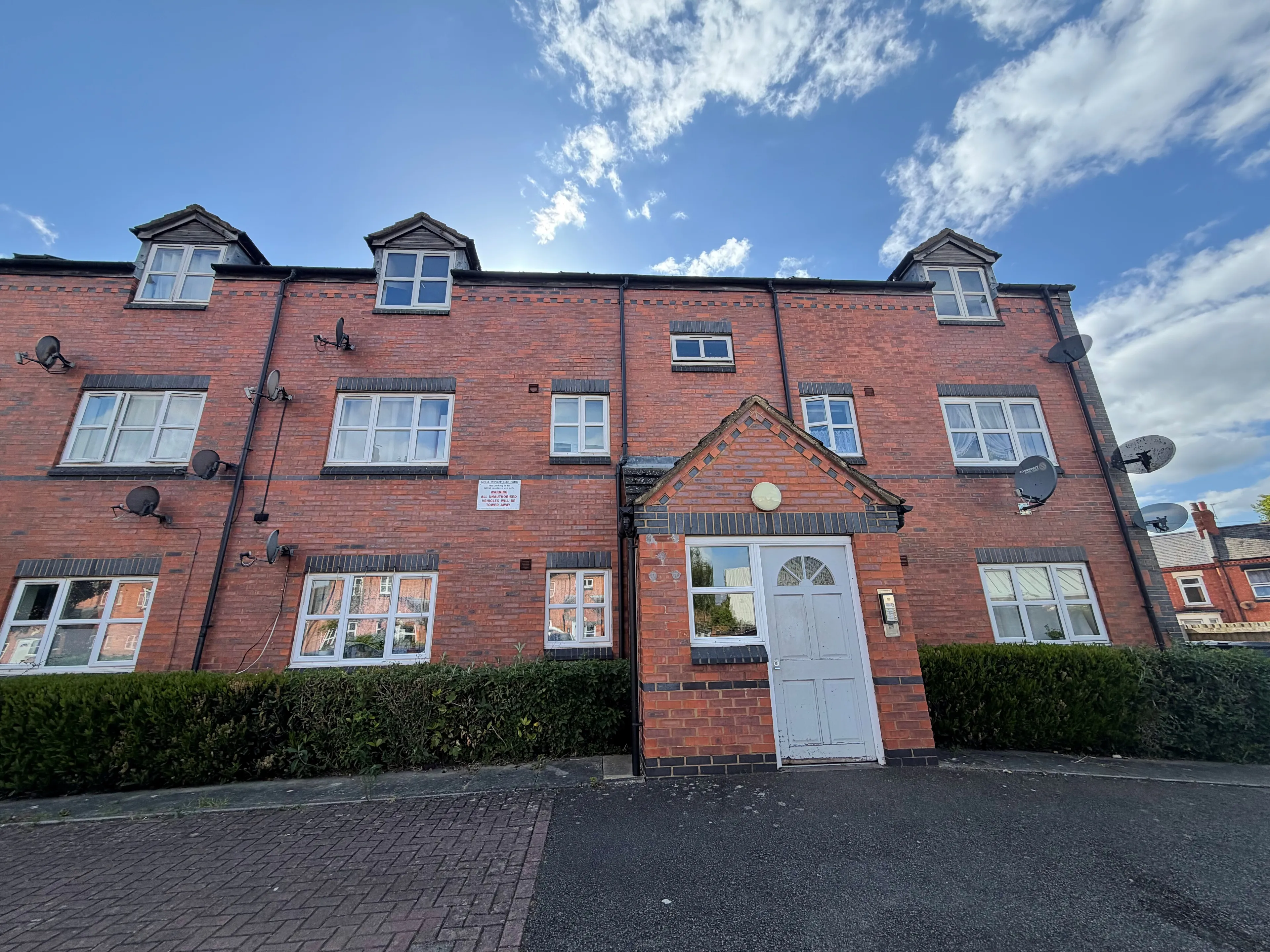 Property photo 0