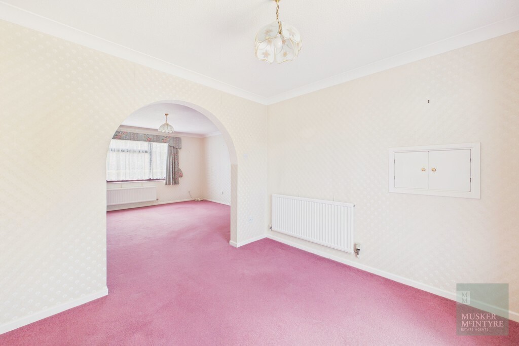 Longfield Close, Loddon, Norwich Image 4