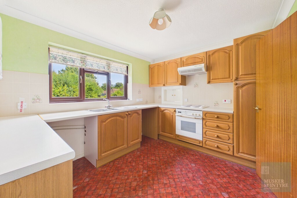 Longfield Close, Loddon, Norwich Image 5