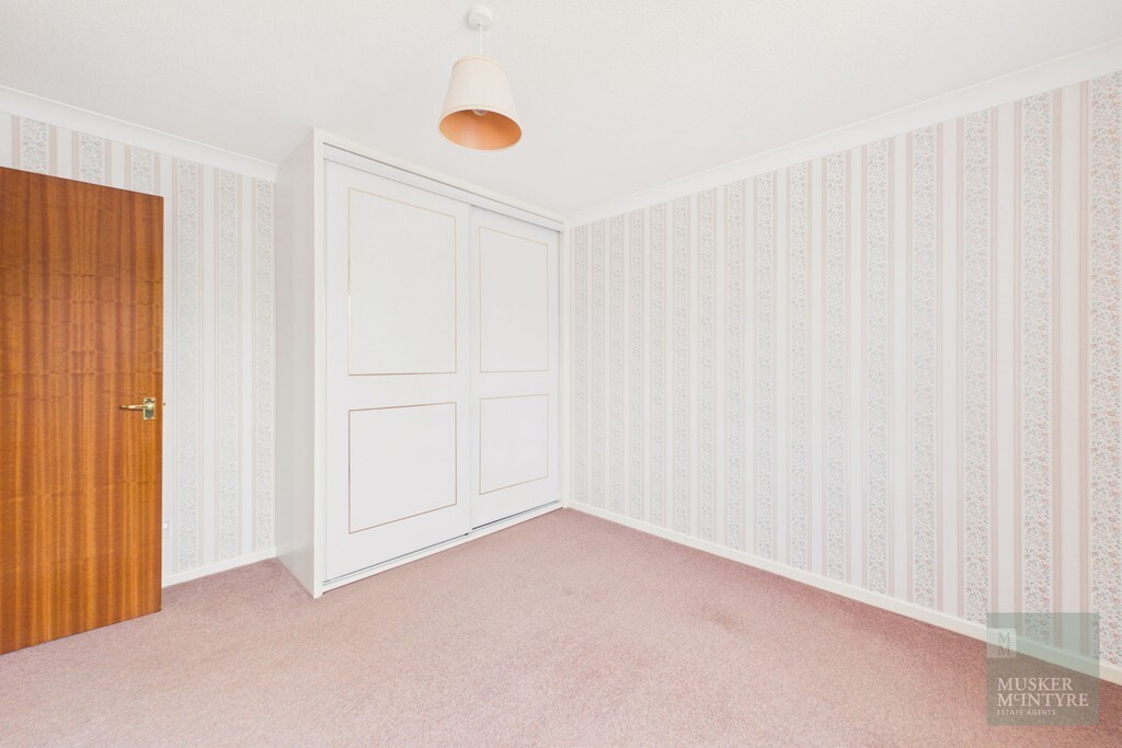 Longfield Close, Loddon, Norwich Image 11