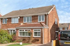 Moreton Bay, Bilton, Hull