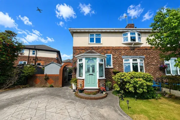 Stenhills Crescent, Runcorn, Cheshire...