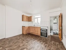 Hodgson Terrace, Dewsbury thumb 2