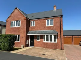 Buttercup Close, Raunds, Wellingborough photo
