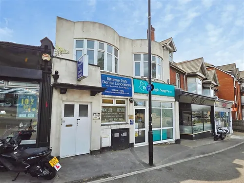 Cobden Avenue, SOUTHAMPTONphoto