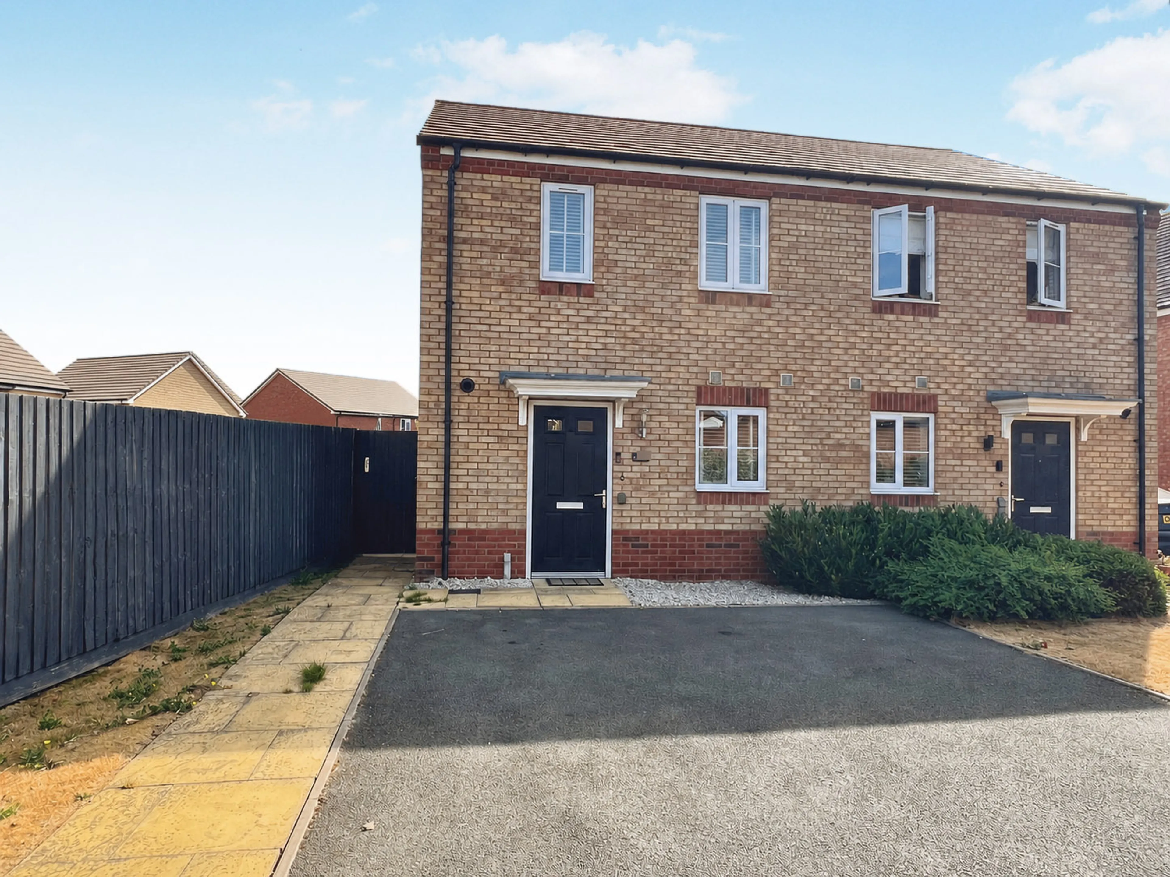 Property photo 0