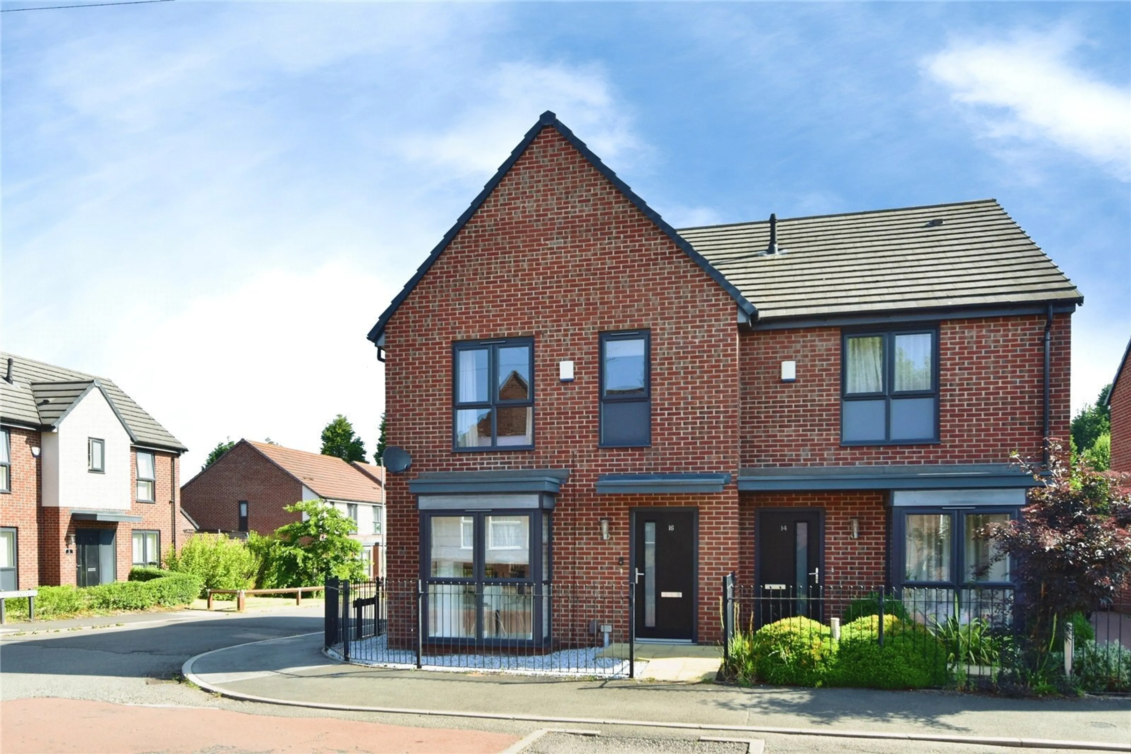 Property photo 0