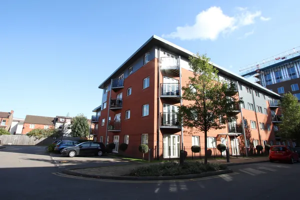 Caister Hall, Coventry, CV1