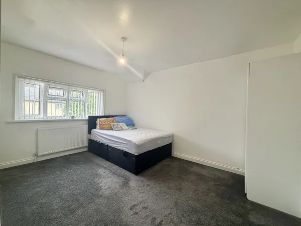 Waldrons Moor, Kings Heath, B14