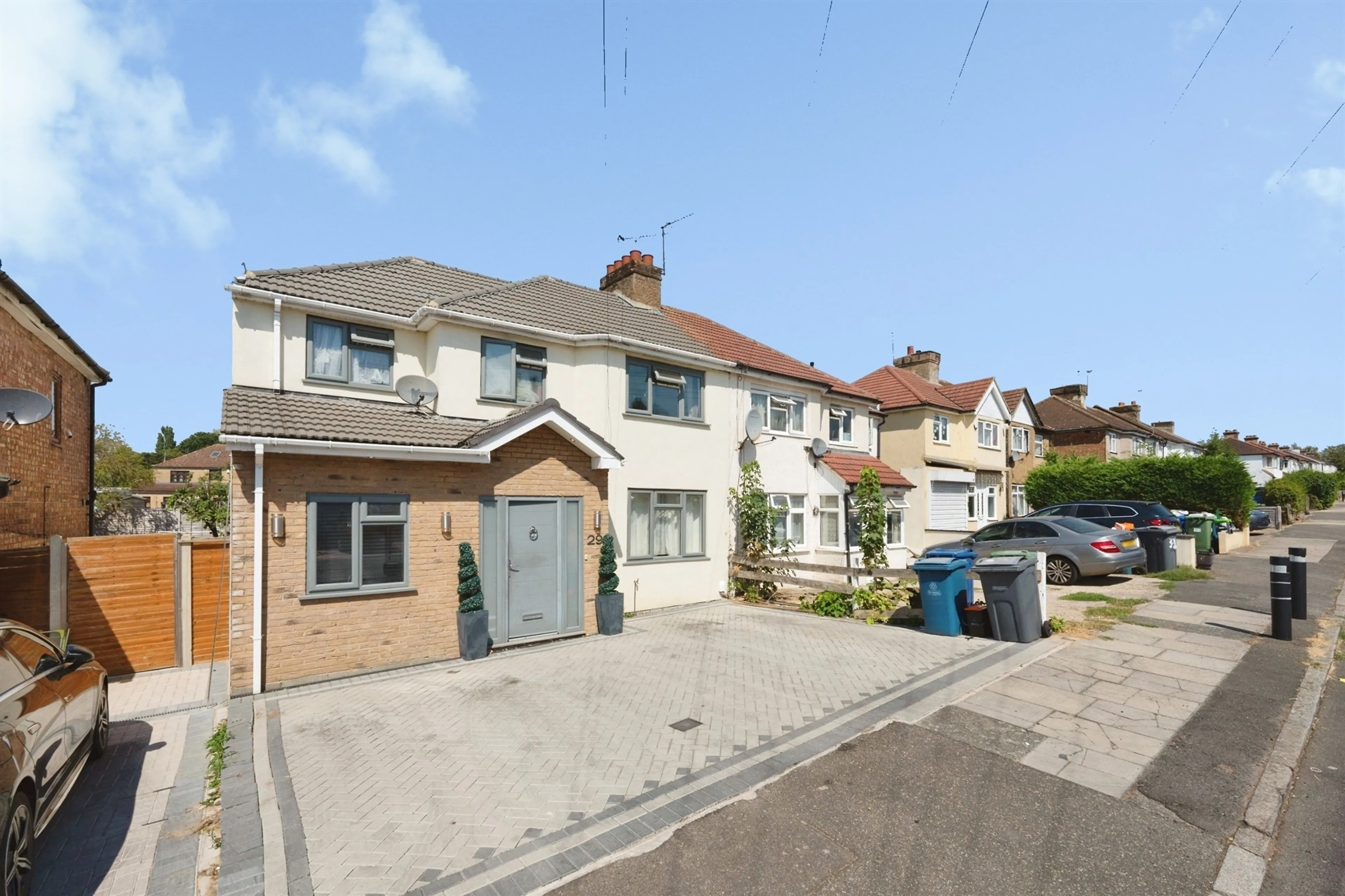 Property photo 0